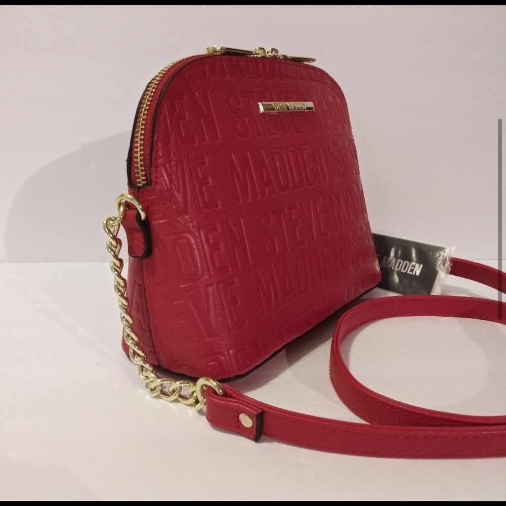 STEVE MADDEN BMARILYN RED LOGO CROSSBODY